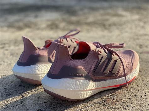 Adidas ultraboost 22 women